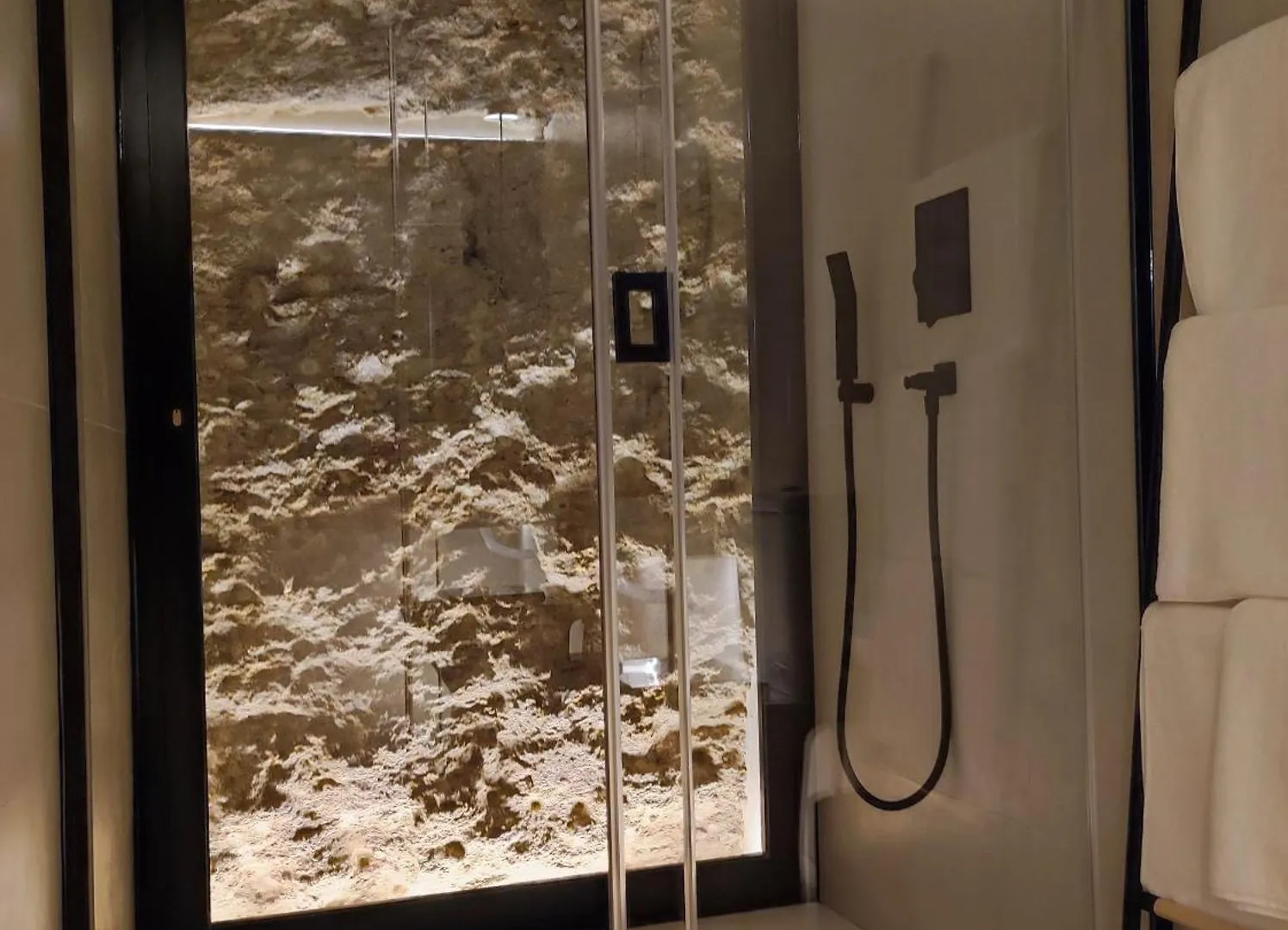 Casa Cueva Un Rinconcito En Setenil Setenil De Las Bodegas